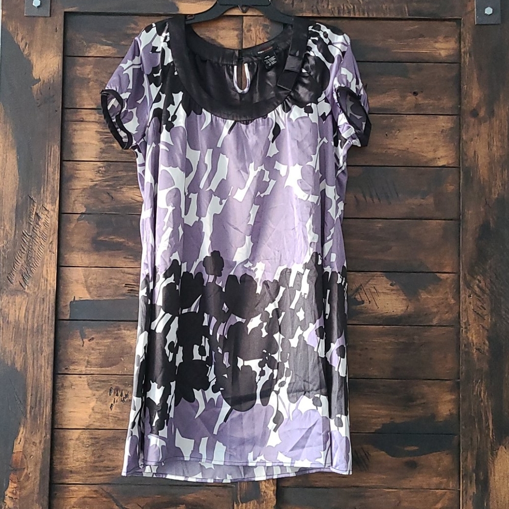 EUC BCBG MaxAzria dress purple white black XL satin mini